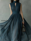 retro-pleated-chiffon-keyhole-collar-maxi-dress